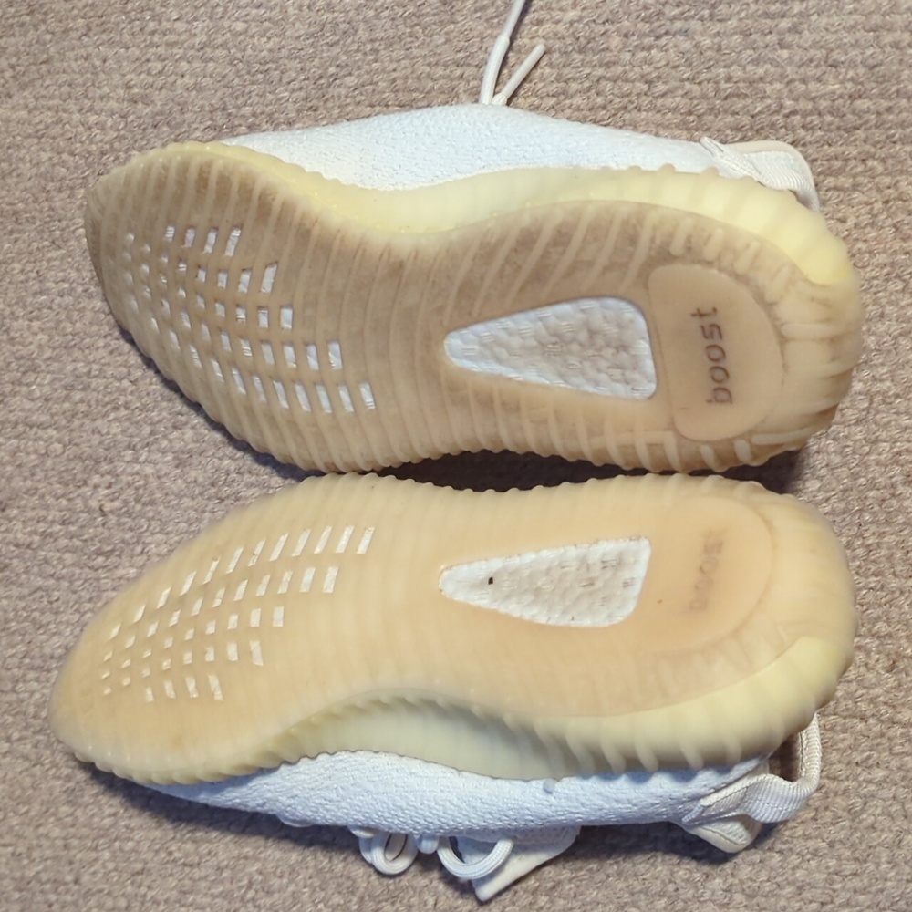 Adidas Yeezy Boost 350 V2 Cream Triple White Low Sneakers Mens Size 9 CP9366 - Picture 8 of 8